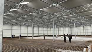 Business space with sandwichroof 7.022 m²