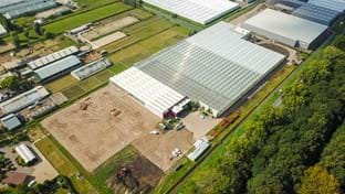 Business space with sandwichroof - 4.760 m²