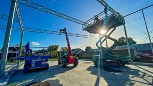 Business space with sandwichroof - 4.760 m²