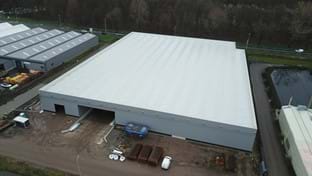 Business space with sandwichroof 7.022 m²