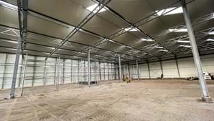 Business space with sandwichroof - 4.760 m²